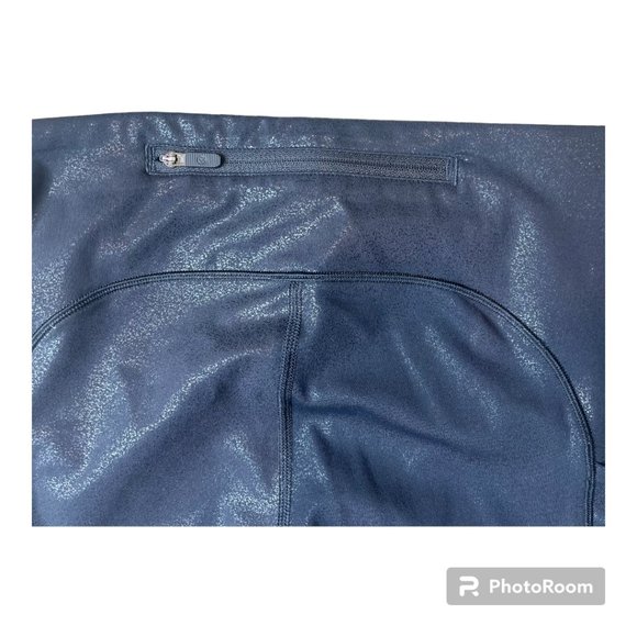 Lululemon High-Rise Pant 28" length Black Shine - Size 4 EUC. - Picture 3 of 6